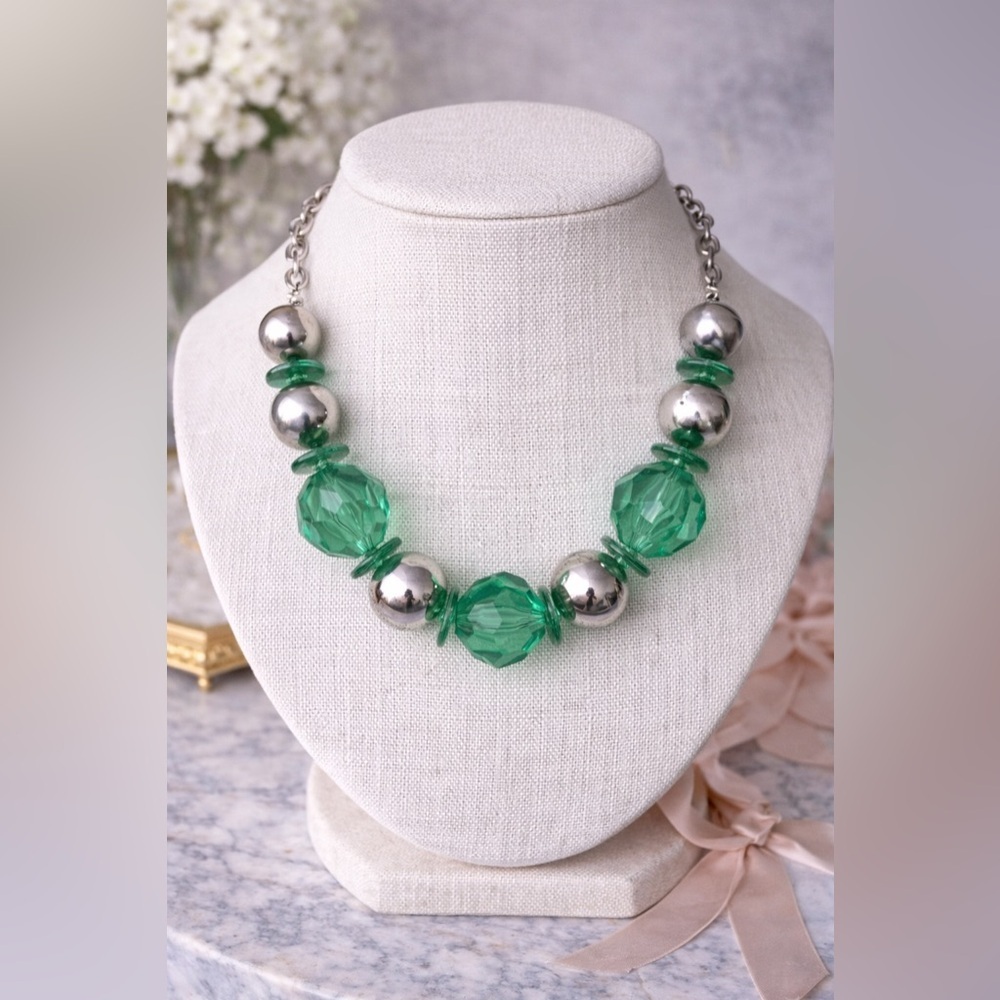 Chunky Emerald Green & Silver Statement Necklace Bold Beaded Art Deco Style